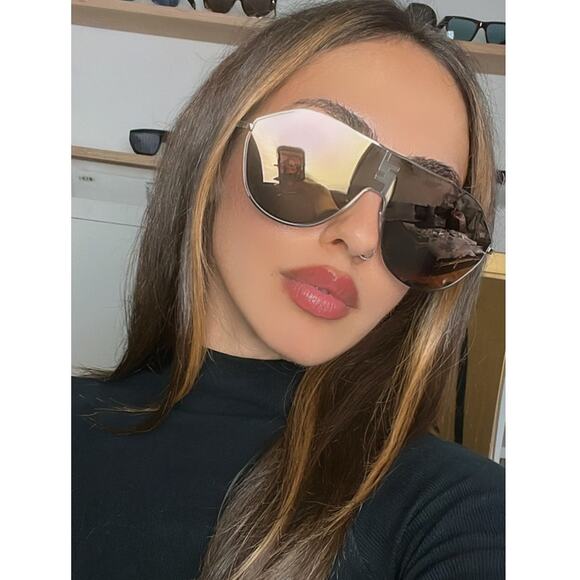 NEW Fendi FE40080U Match Rose Gold Mirrored Sunglasses - Picture 1 of 8